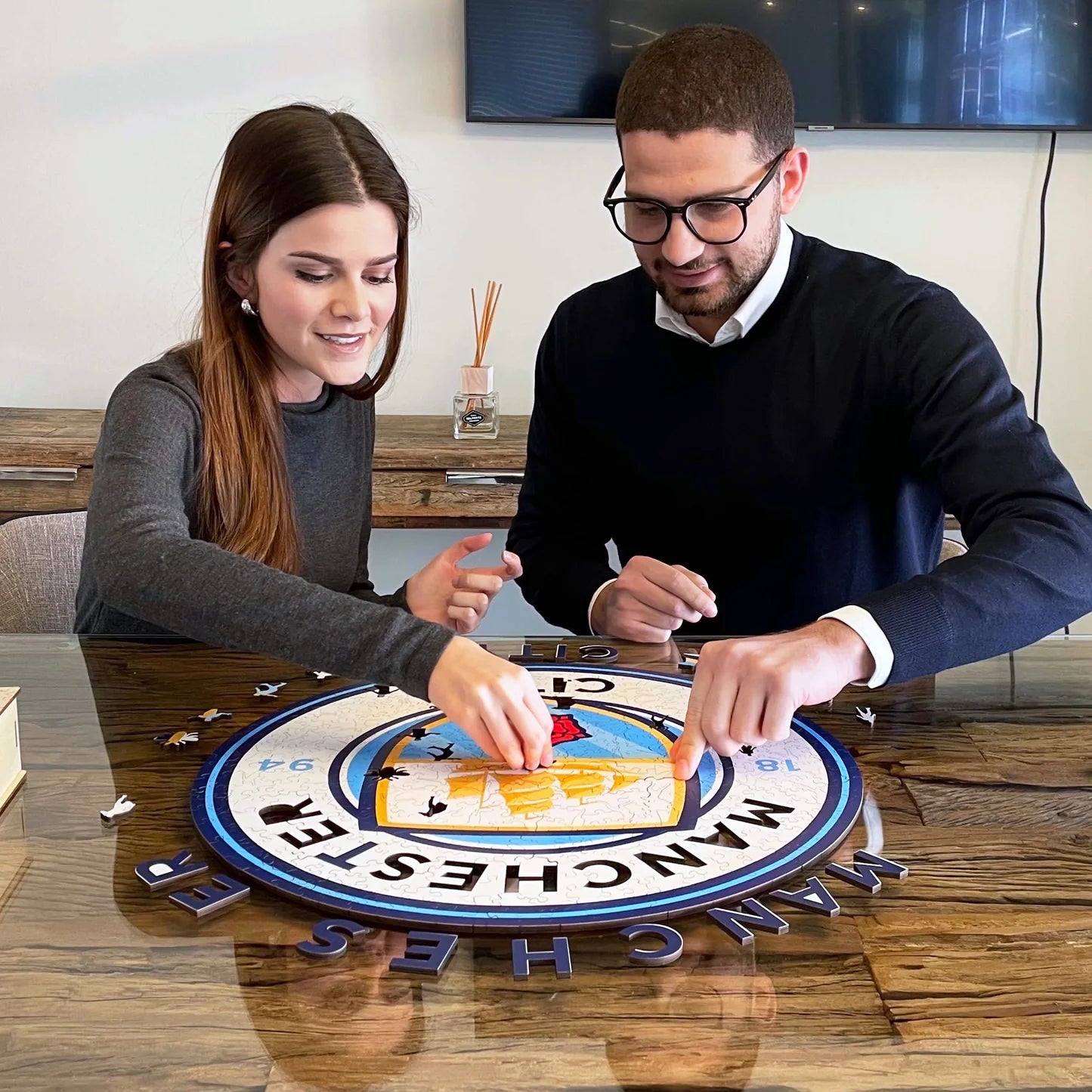 Manchester City Logo - Wooden Puzzle