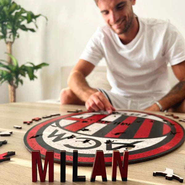 Rompecabezas de madera con el logotipo del AC Milan